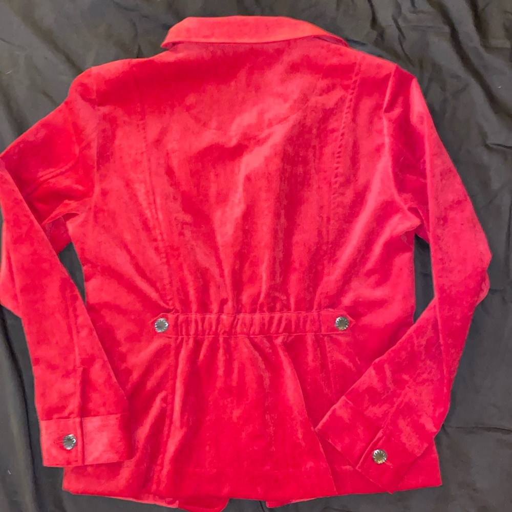Red dressy women’s blazer size small. NWT. purchased at a discount outlet - Picture 5 of 9